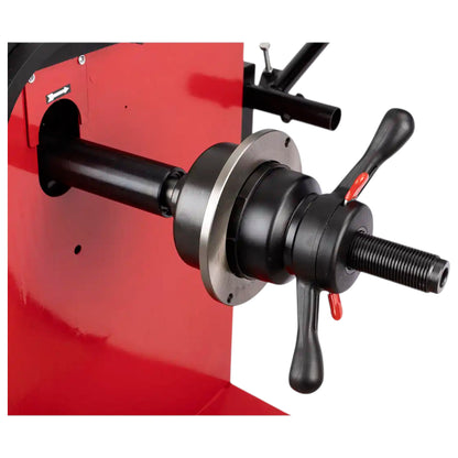 Automatische Radwuchtmaschine für PKW und Transporter REDATS W-250